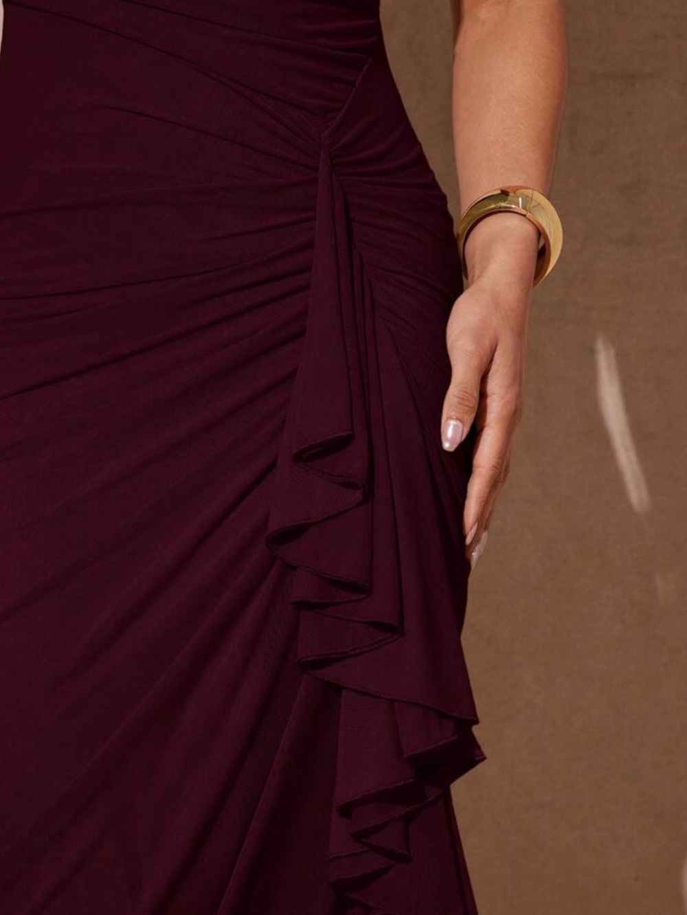 Maroon Ruched Sheath Dress with Side Ruffle - Picture 4 of 7